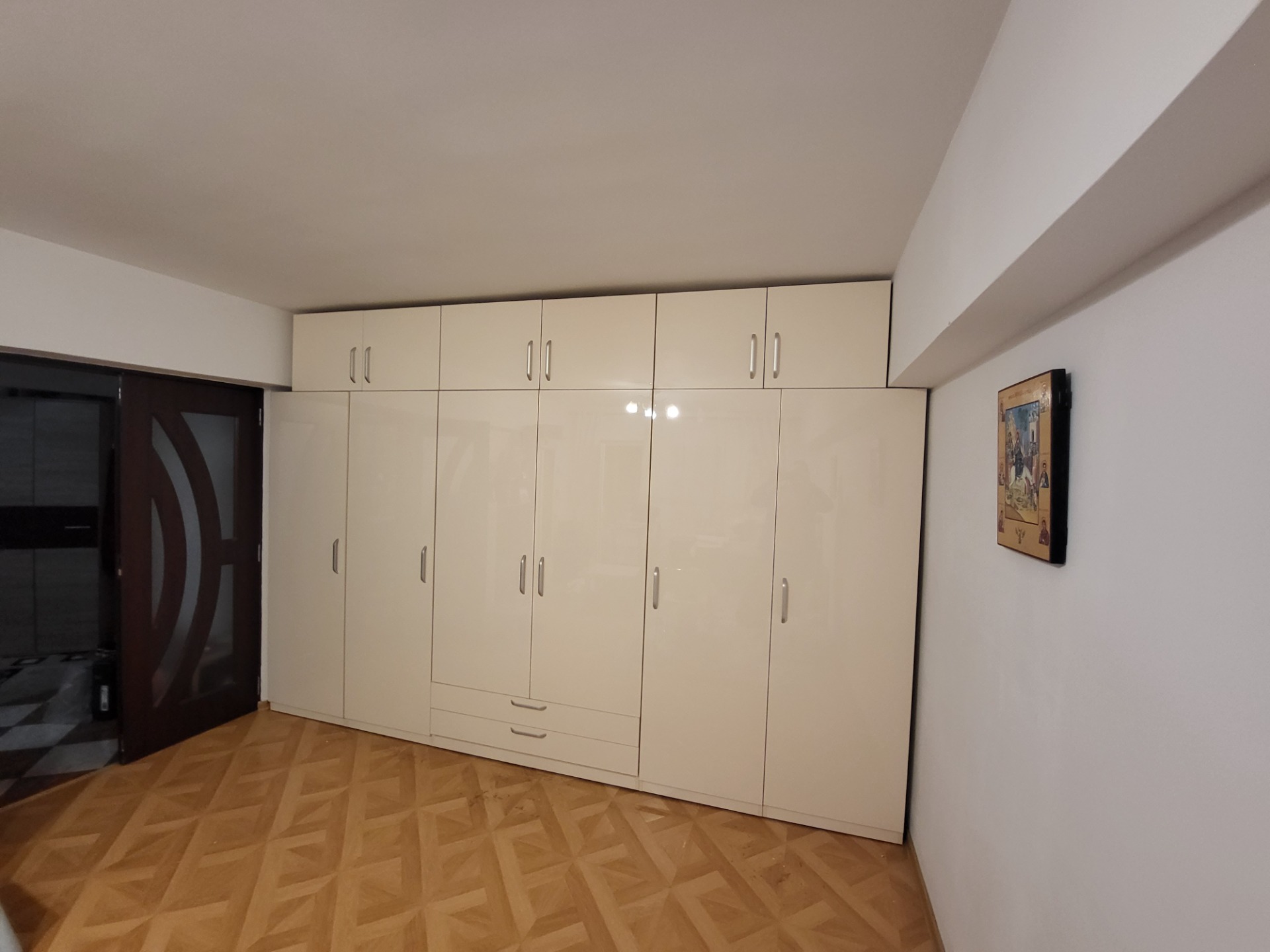 Dressing din pal și MDF vopsit